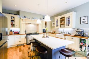 Photo 14- click for photo gallery